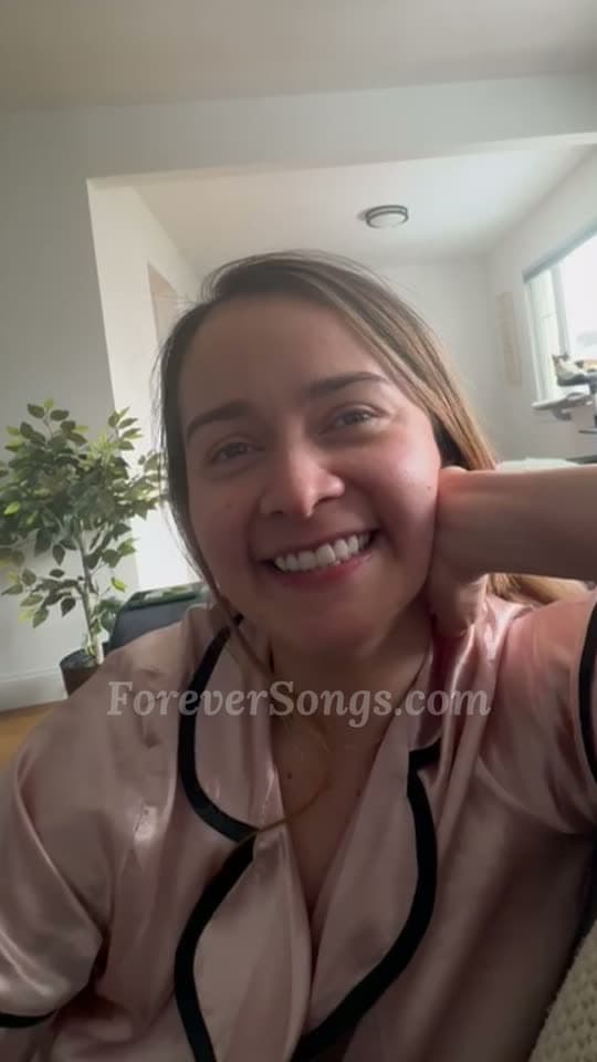 Customer reacting to their custom ForeverSongs song – reaction video 9